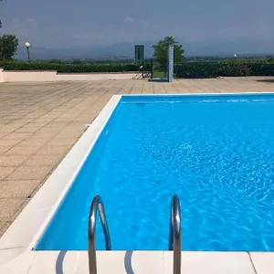 https://casa-laura.it-lombardy.com