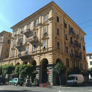 https://la-branda-brin.hotelitalianriviera.com